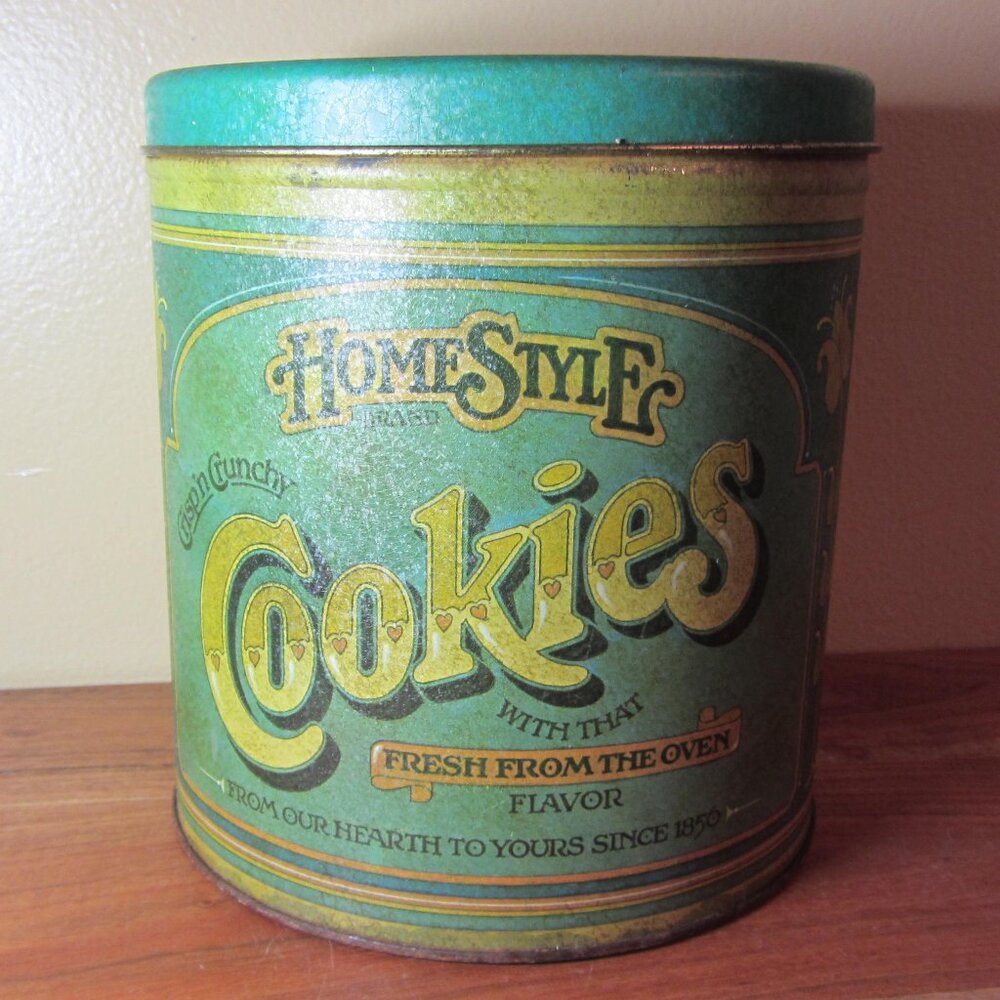 metal can vintage 1979 Ballonoff home style cookie Tin (GC007 Grace Church)